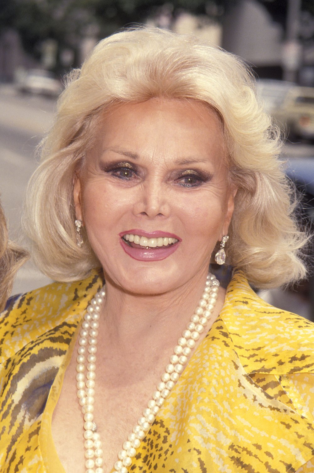 Zsa Zsa Gabor Dead Hungarian Actress And Socialite Dies At 99 5925