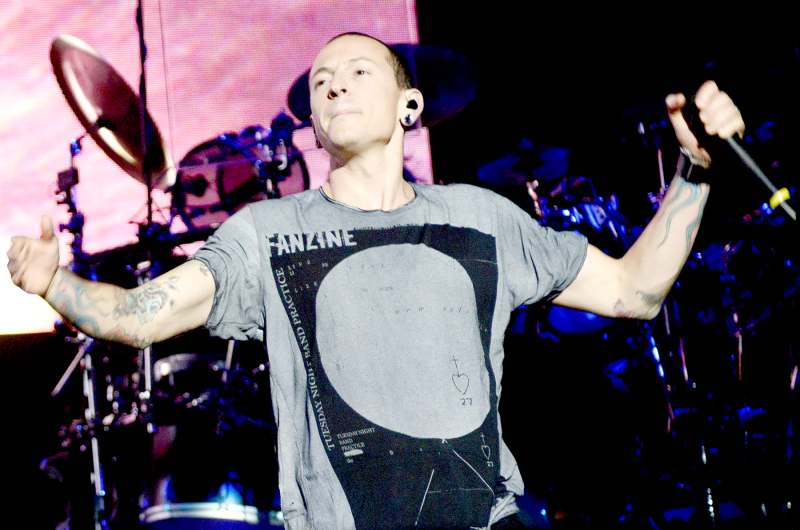 Chris Cornell’s Daughter Performs Tribute to Dad and Chester Bennington ...