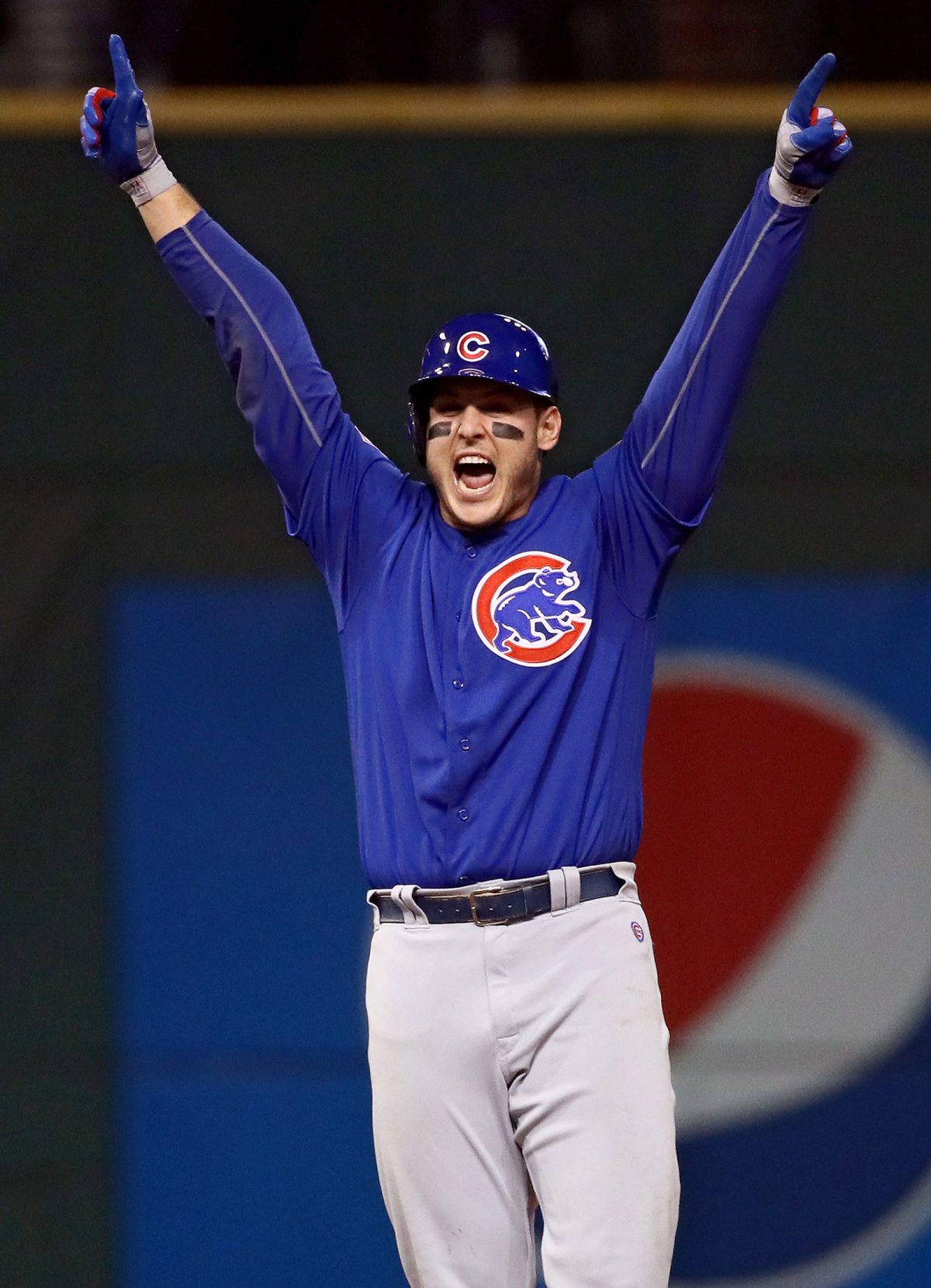 Famous fans watch as Chicago Cubs falls 3-1 to the Cleveland