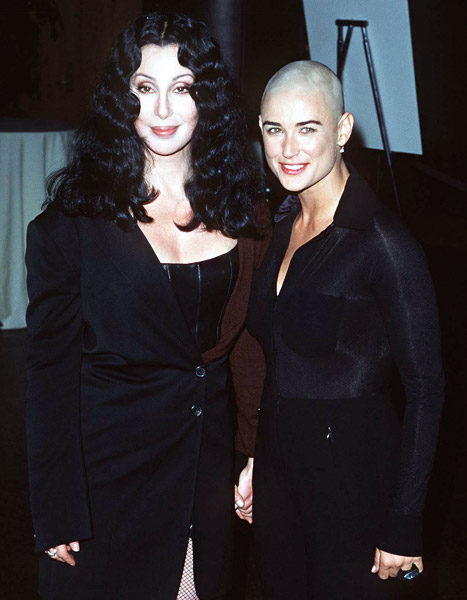 Demi Moore Poses With Cher See How Theyve Barely Aged Since 1996 Us