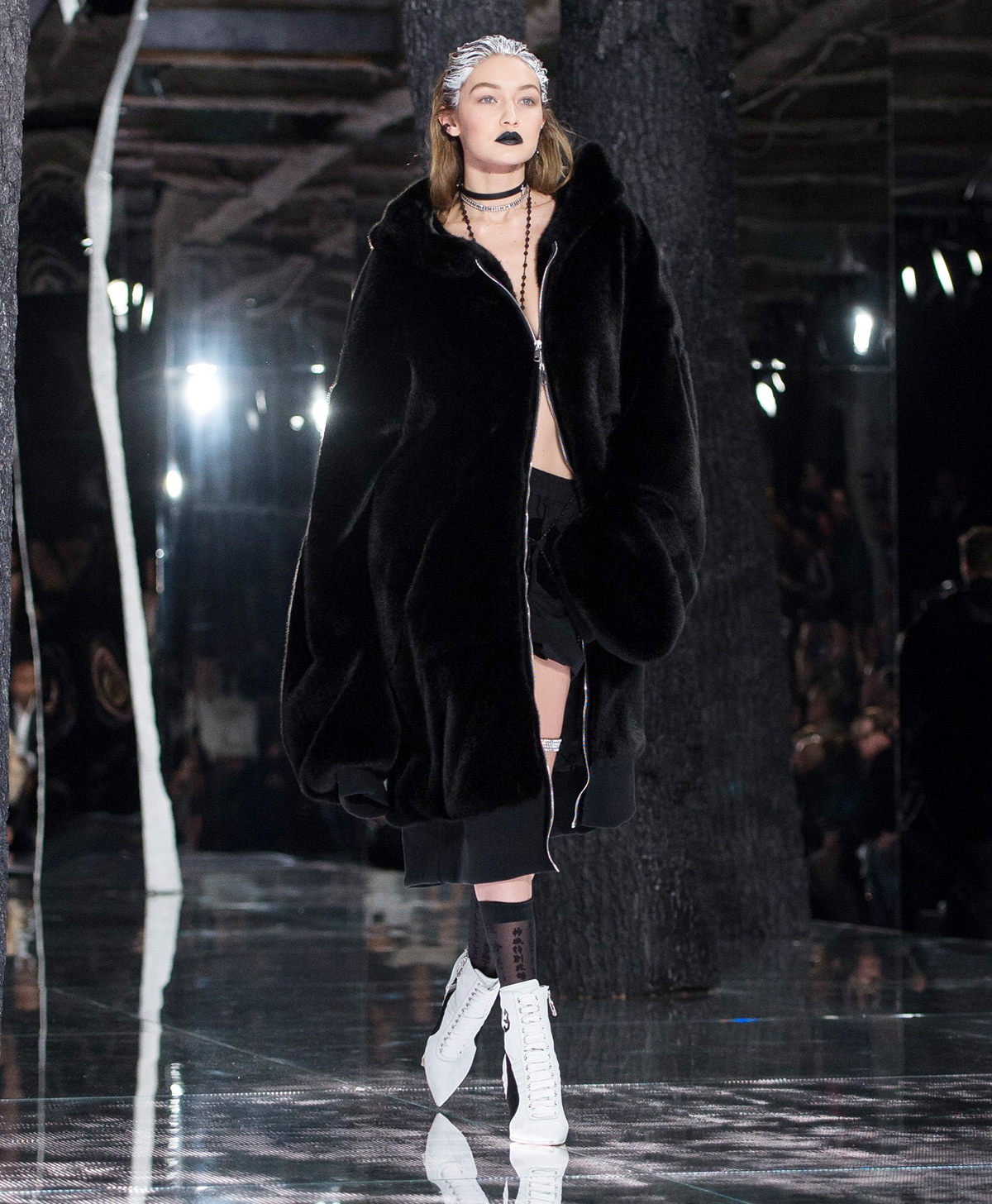 Fenty x puma clearance oversized faux fur coat