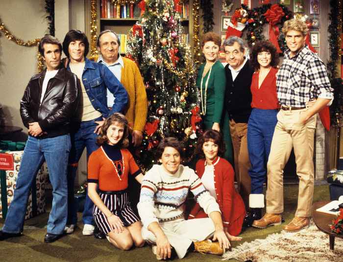 'Happy Days' Cast Reunites to Honor Late Costar Erin Moran Us Weekly