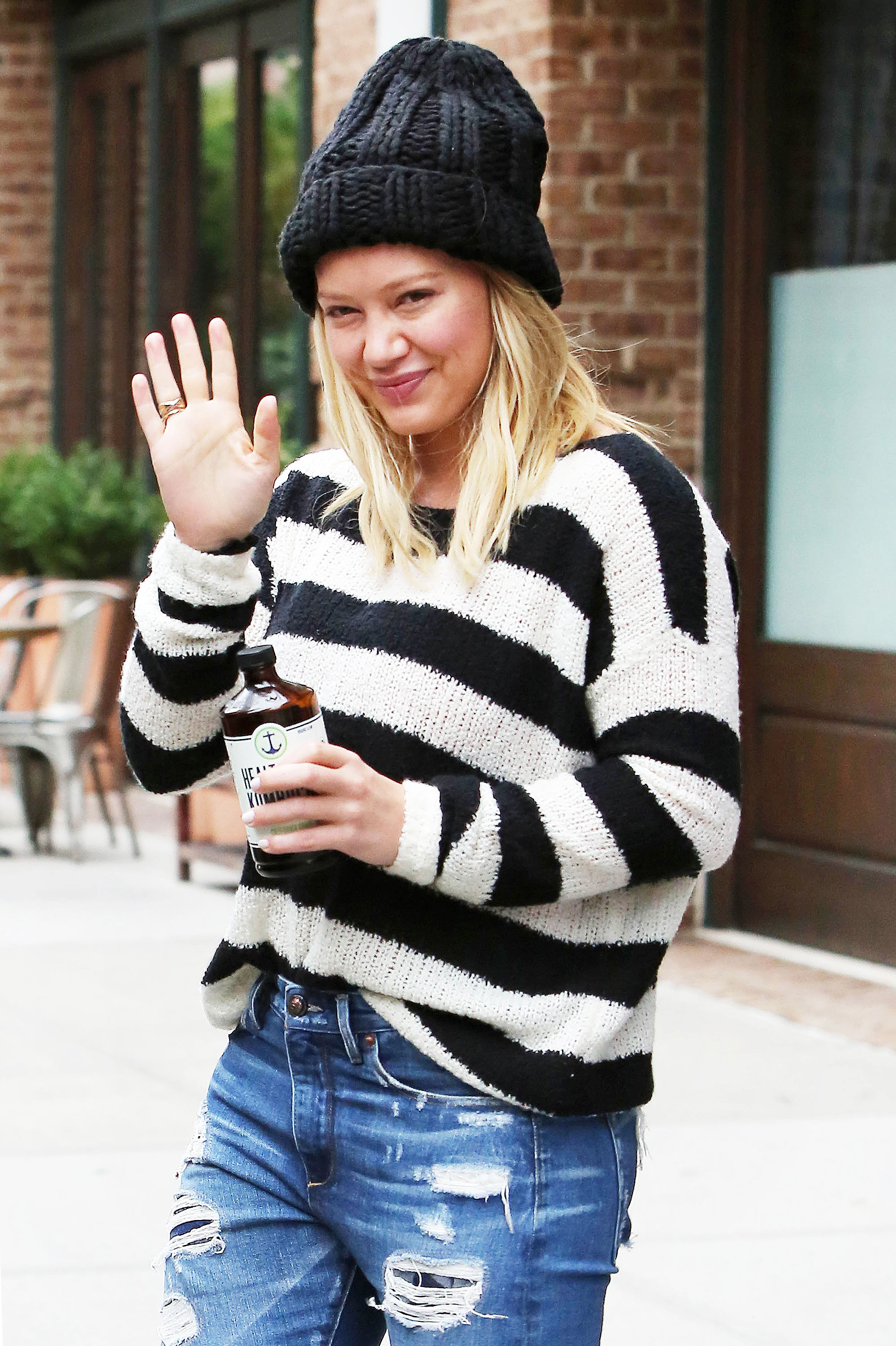 hilary duff without makeup