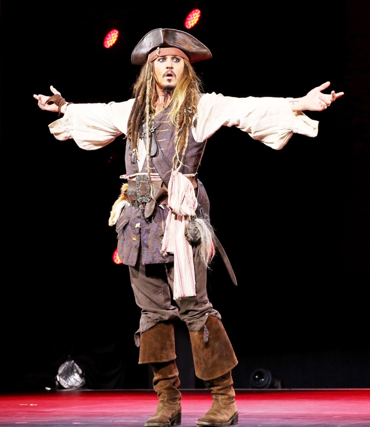 Disneys D23 Expo To Display Johnny Depps Original ‘pirates Of The Caribbean Costumes 0677