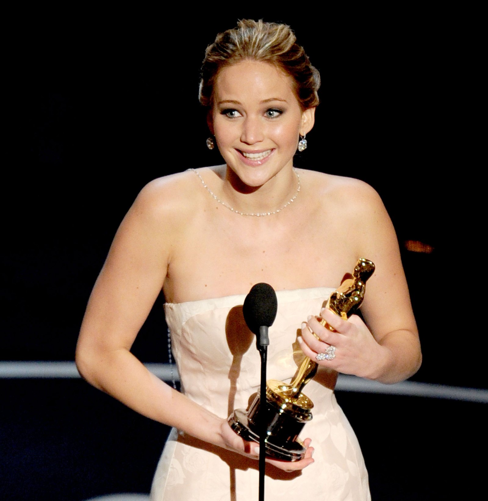 Best Oscar Speeches Kate Winslet Jennifer Lawrence And More Us Weekly 