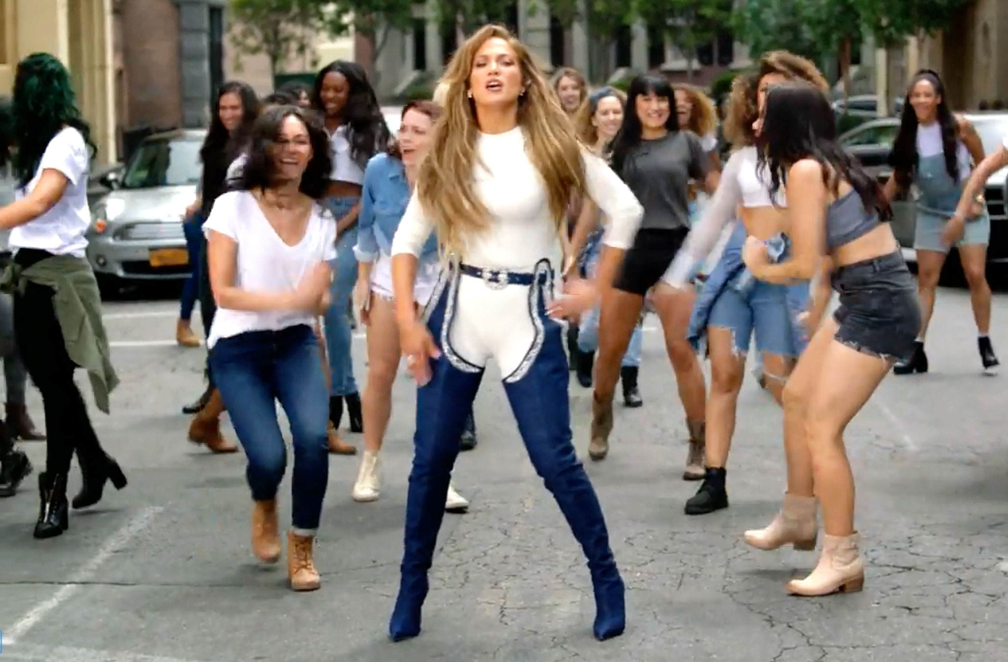 Jennifer Lopez: Rihanna's Boots 'Were Hard to Dance In'