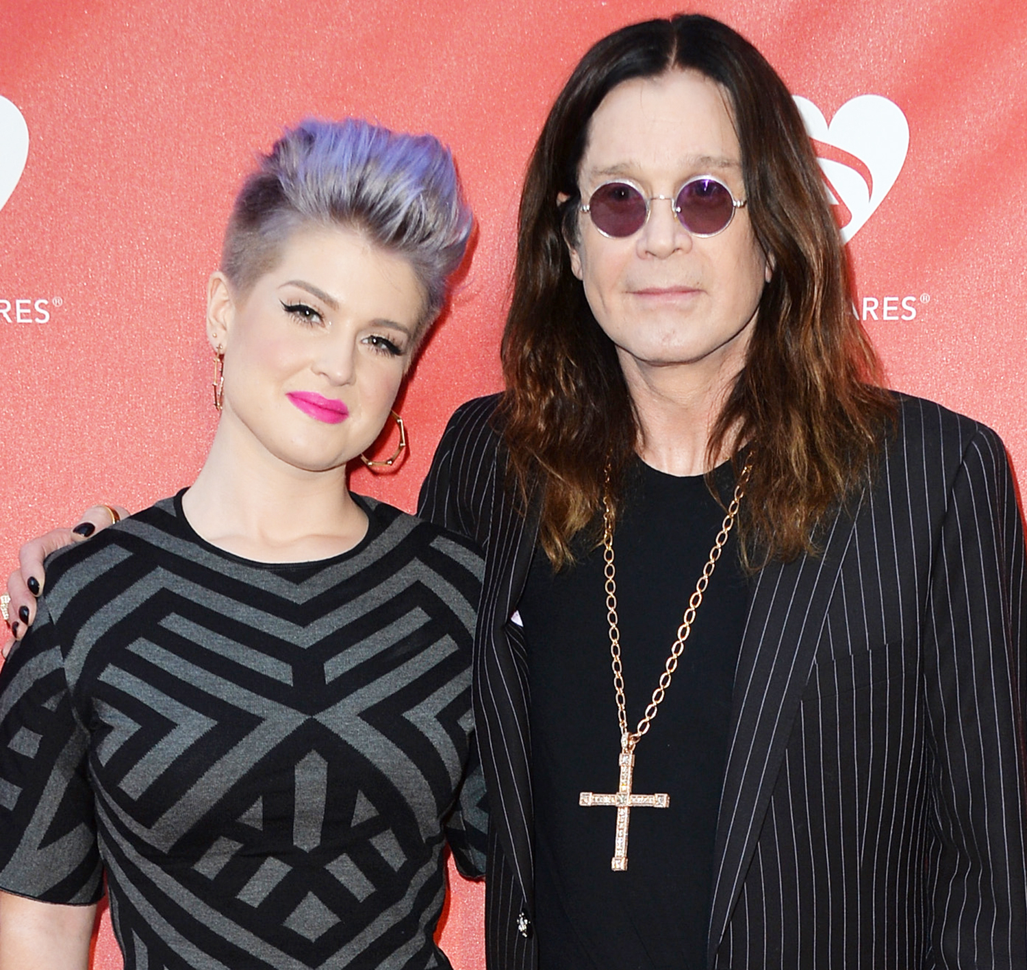 Kelly Osbourne Tweets Phone Number Of Ozzy Osbournes Alleged Mistress 