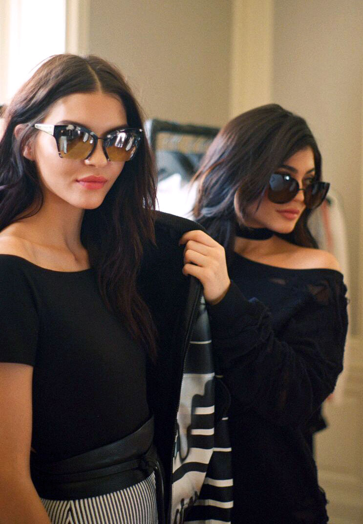 Kylie jenner 2024 prada eyeglasses