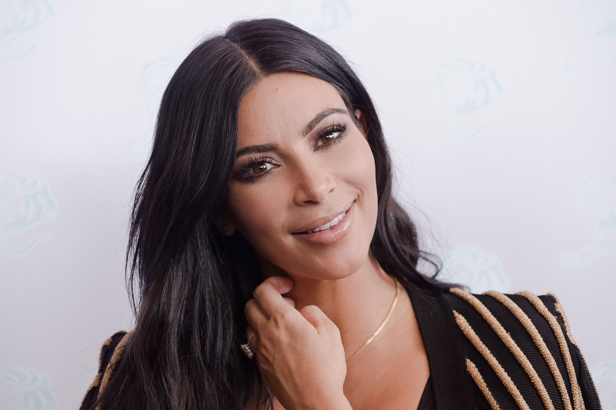Kim Kardashian Shows Off Her 12 Carat Wedding Band | Kim kardashian ring,  Kardashian jewelry, Celebrity engagement rings