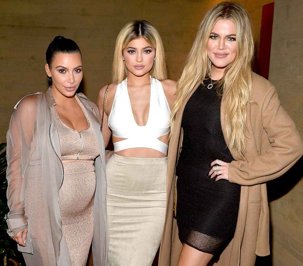 Kardashian Fans Are Trying to Guess Who's Who in This Underwear Pic