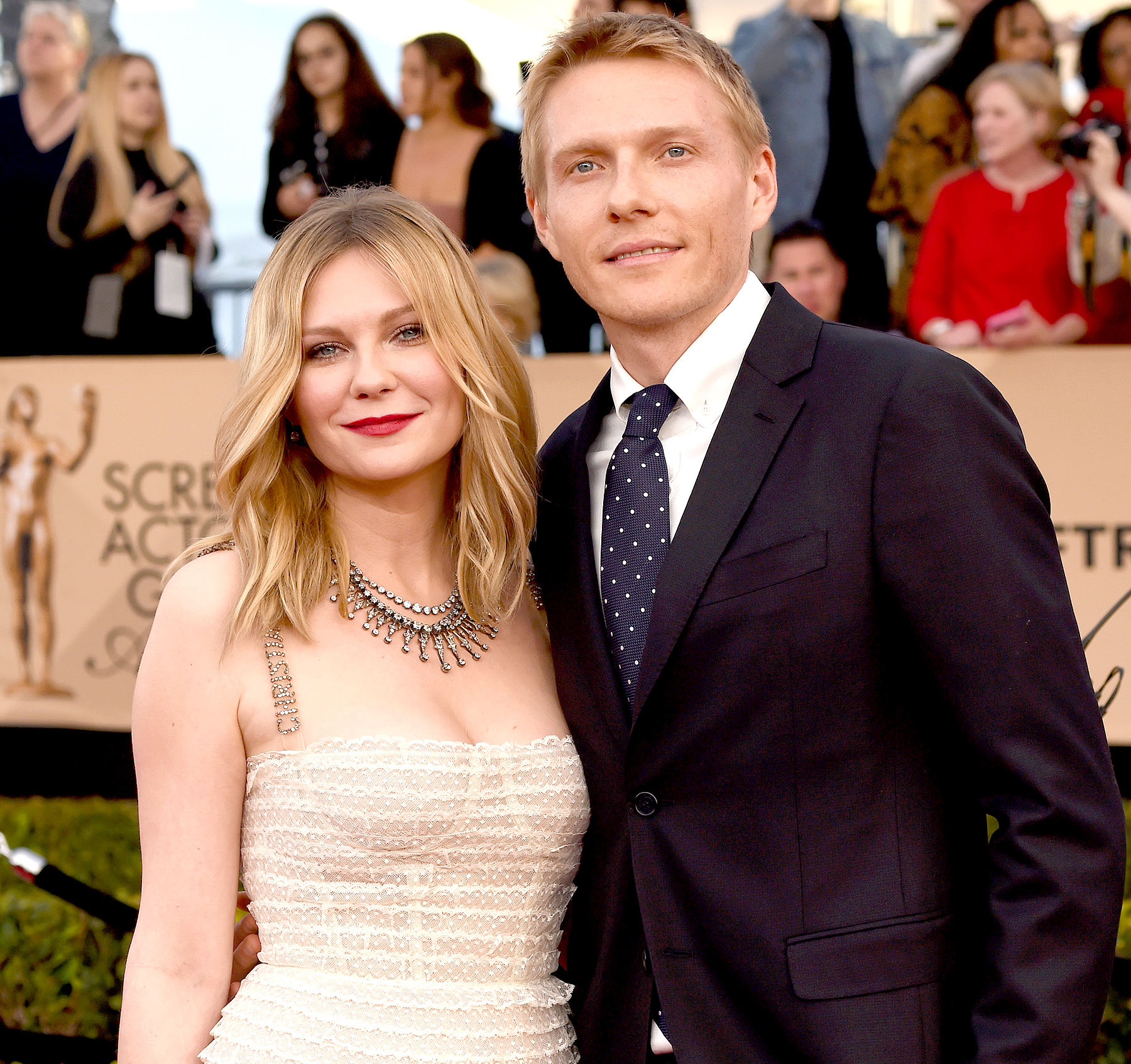 2017 SAG Awards: Stars Who Brought Their Siblings