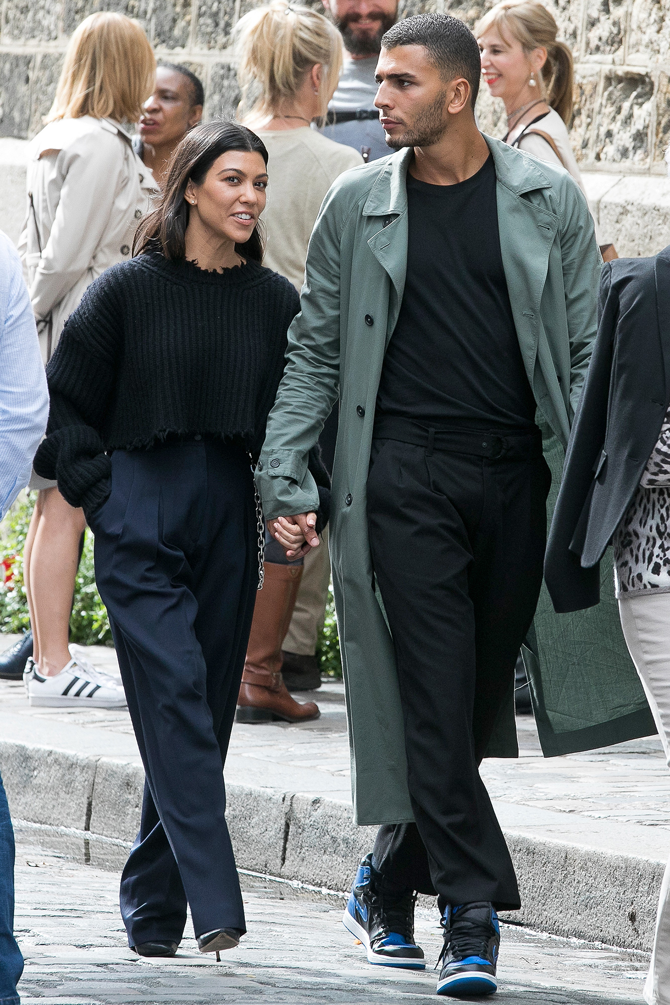 Kourtney Kardashian Younes Bendjima Hold Hands In Paris