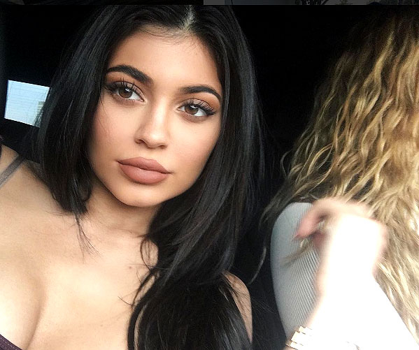 Kylie Jenner Snaps a Butt Selfie in Her Home Gym: See Photo