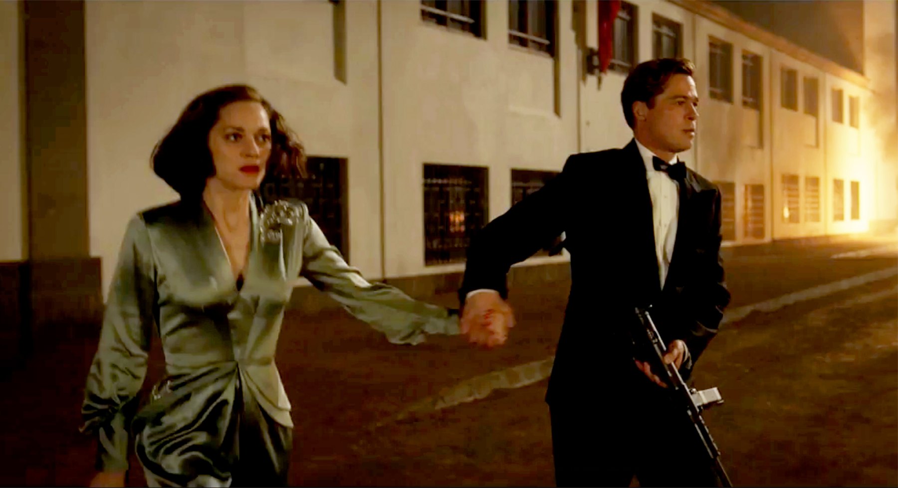 Brad Pitt Marion Cotillard S New Allied Trailer Debuts Watch