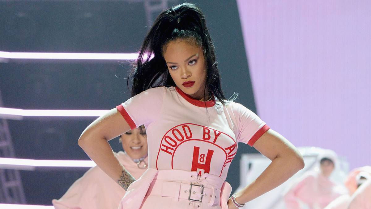 Rihanna Porn Parody - 2016 VMAs Live Blog: Winners, Performances, Reactions, More