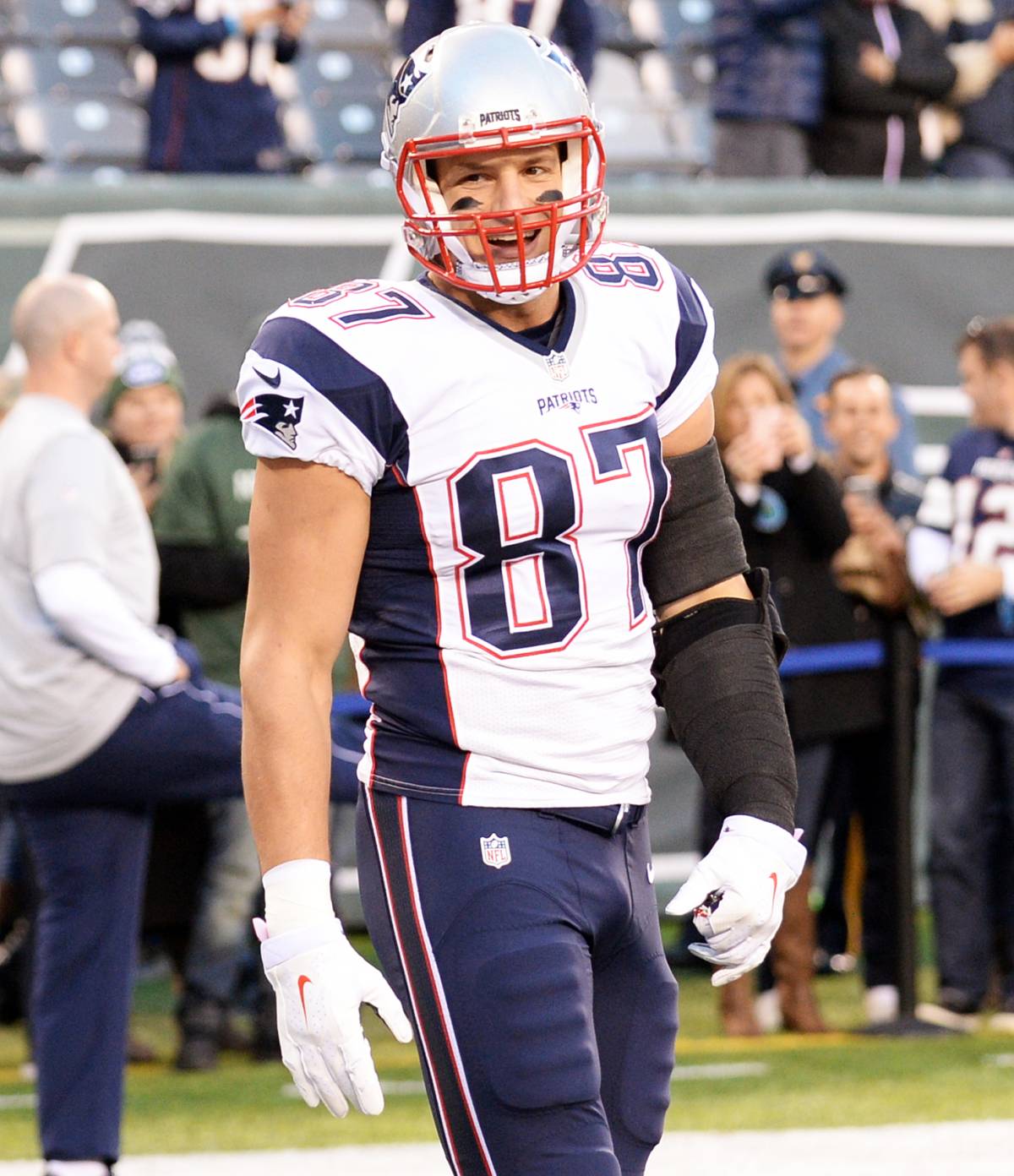 Patriots: Rob Gronkowski's NFL return motivated by chance to play  'somewhere else'