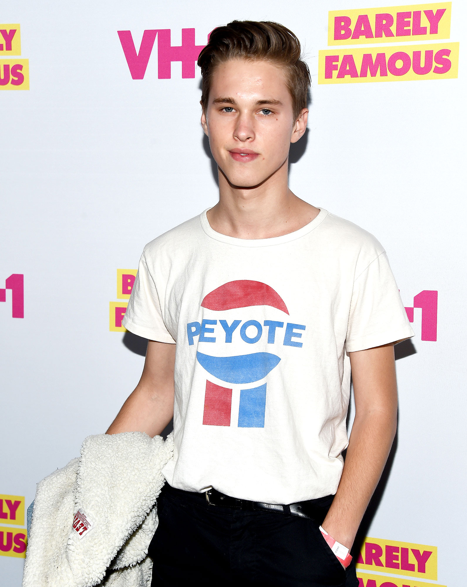 Singer Ryan Beatty Comes Out as Gay