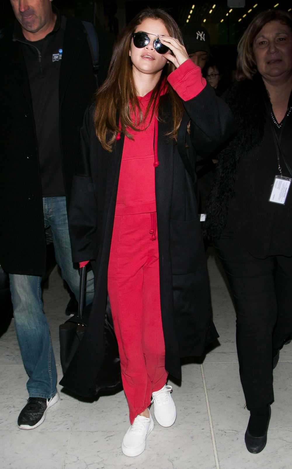 Selena Gomez in Paris. Love this bag… : r/Louisvuitton
