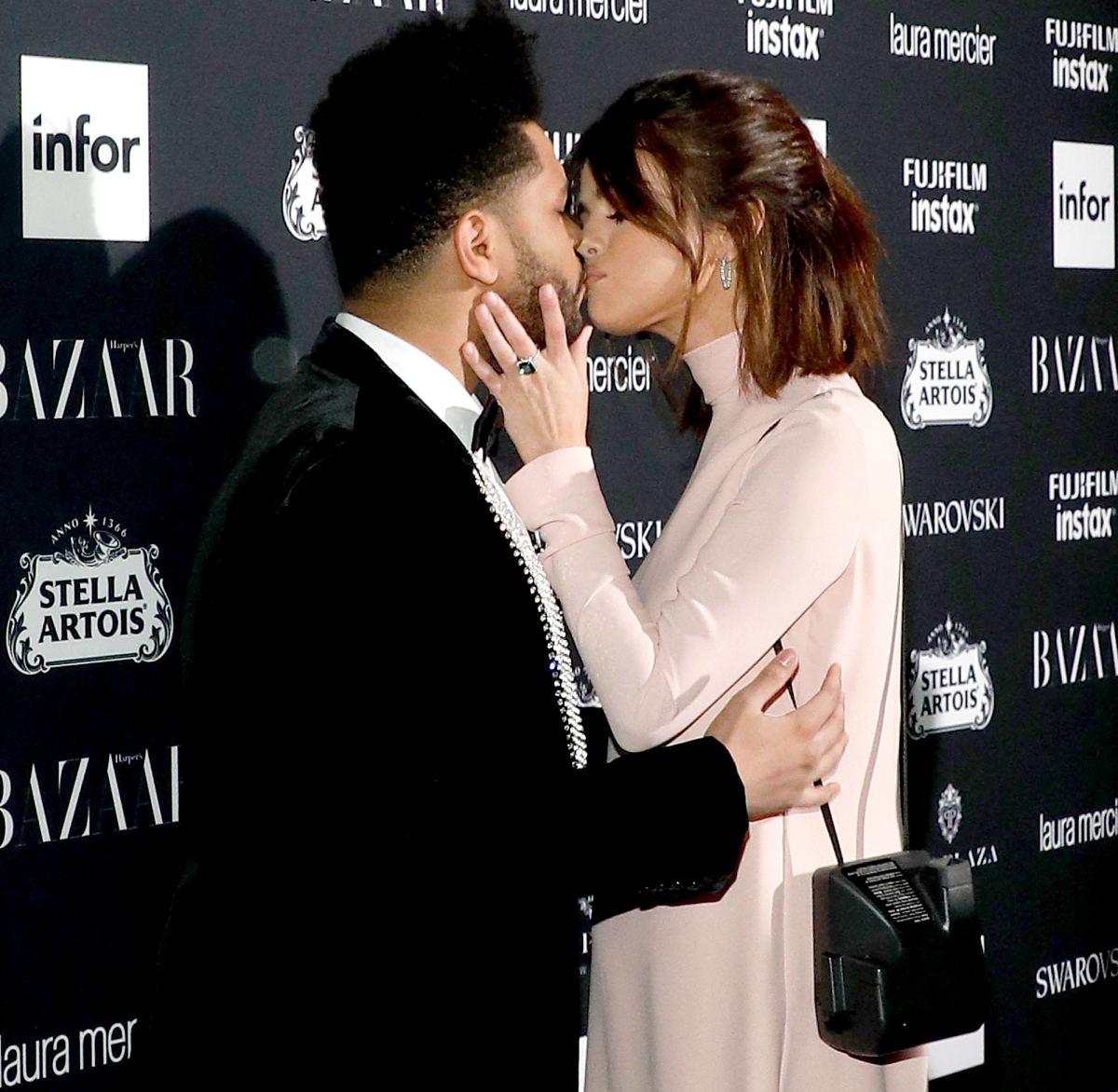 Selena Gomez Wears The Weeknd's Jacket After Split: Pics