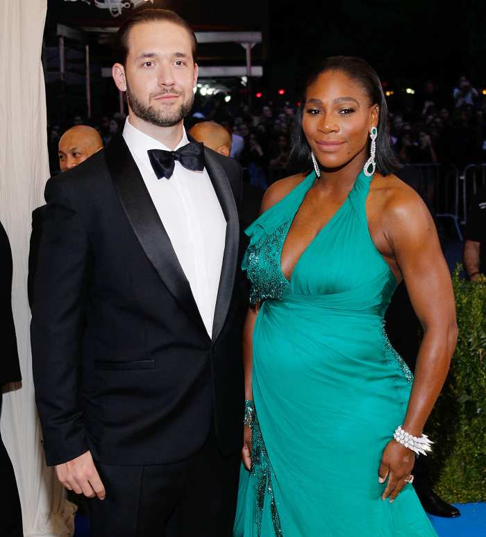 Pregnant Serena Williams Poses Naked For ‘vanity Fair Us Weekly 1188