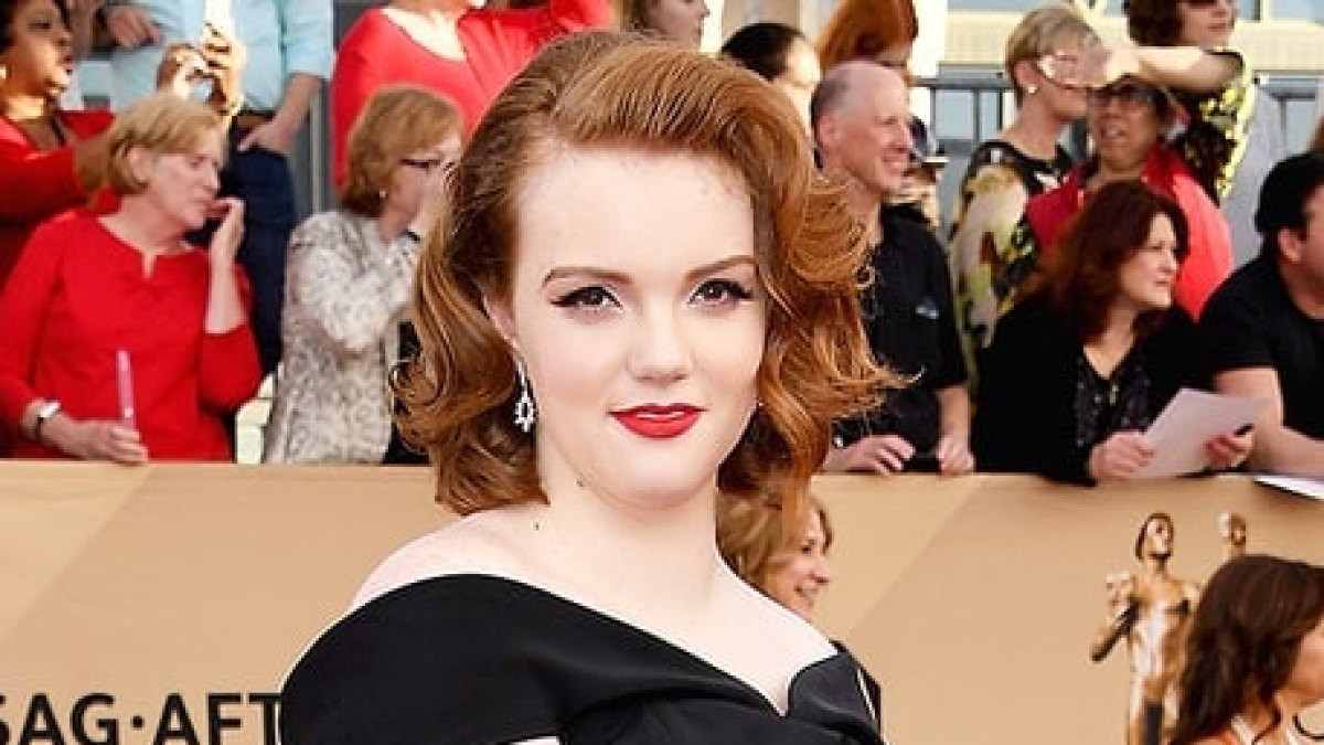 Shannon Purser, actress who plays Stranger Things' Barb, comes out as  bisexual