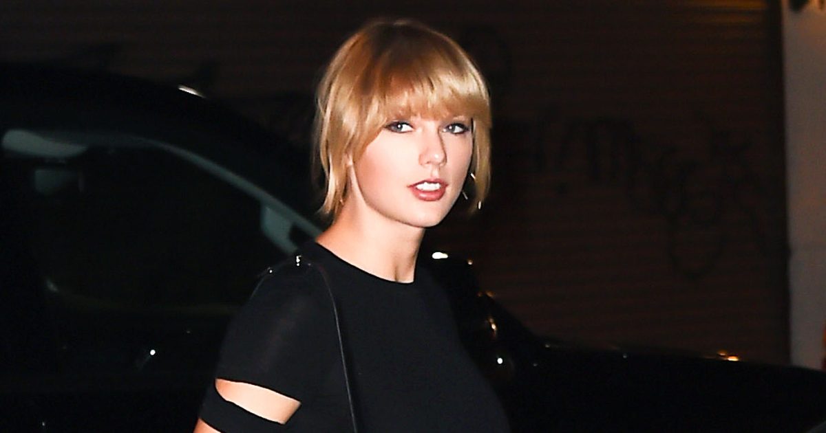 Taylor Swift's Squad Coordinated for Concert Outing: Street Style ...