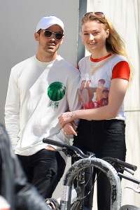 Joe Jonas And Sophie Turner A Timeline Of Their Romance