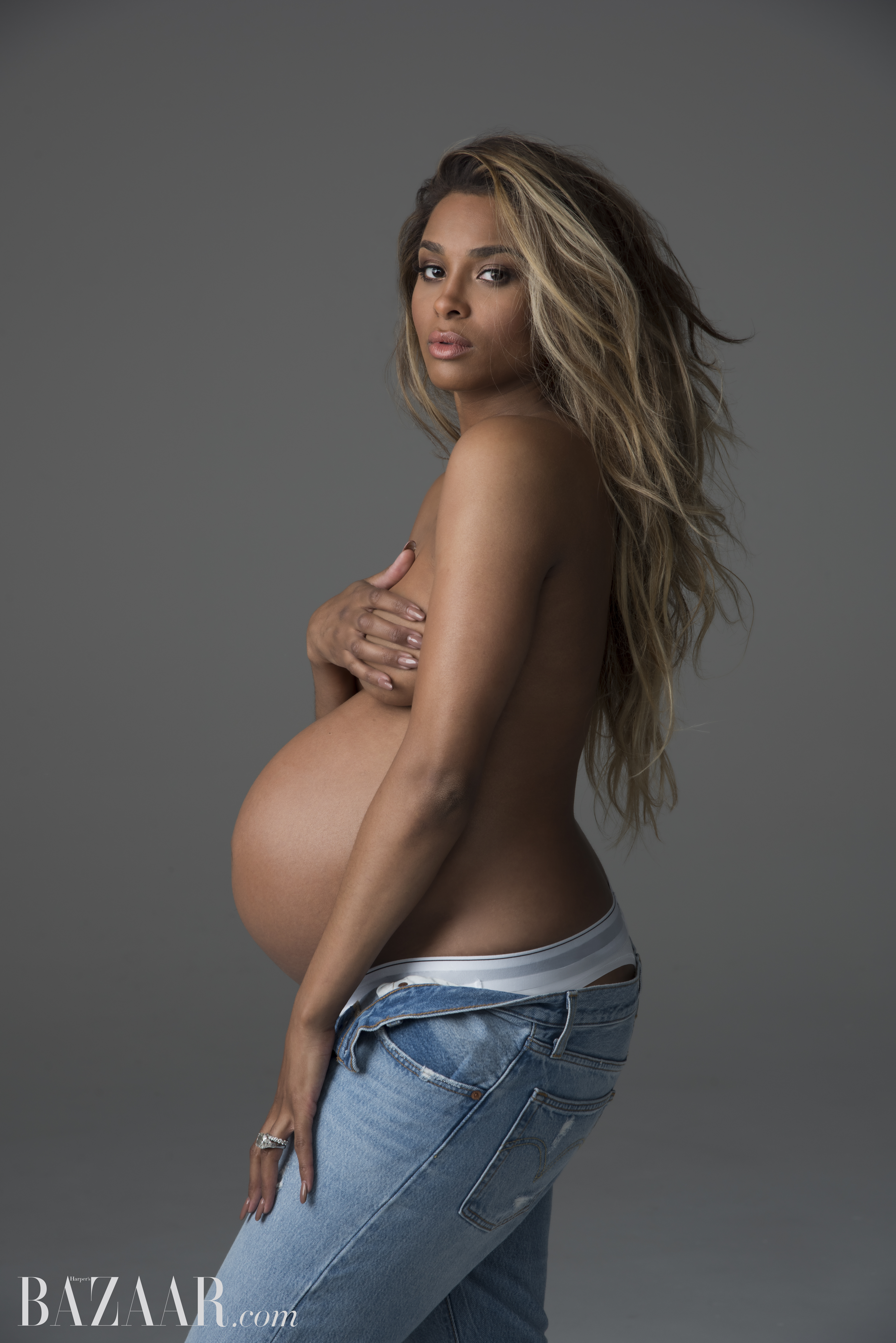 4912px x 7360px - Stars Who Have Posed Nude While Pregnant