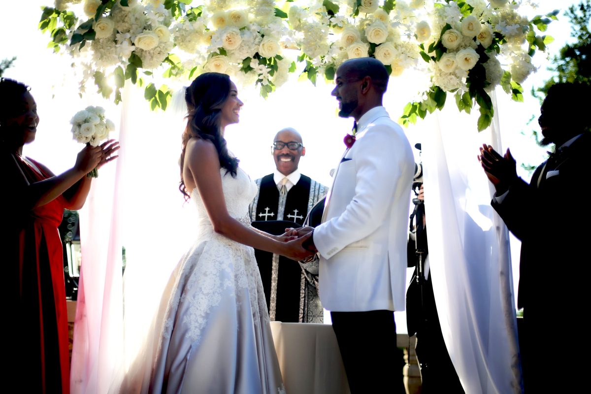 Mistresses' Rochelle Aytes Marries C.J. Lindsey: Wedding Dress Photos